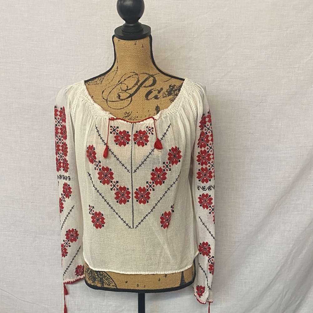 Vintage 1970’s Romanian All Handmade Embroidered White and Red Women's Top